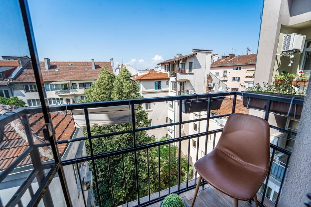 Central Apartment 2Bd Next To Vitosha Bul. Sofia Exterior foto
